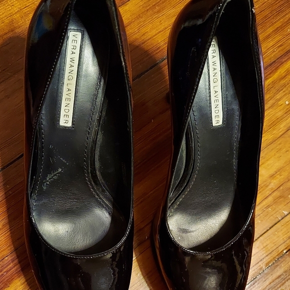 Vera Wang Lavender Label " Vero Cuoio" Black Patent Leather Stilettos Size 7M - Picture 13 of 16